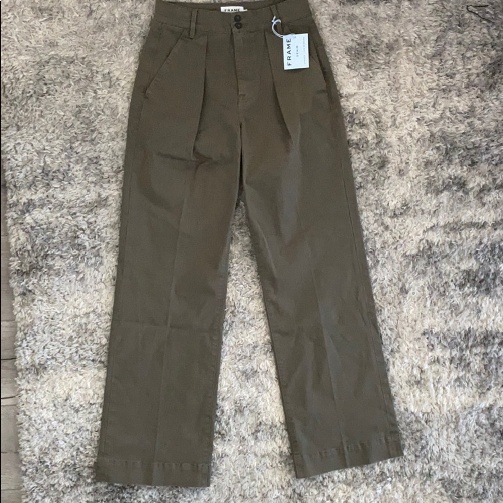 High waist Pleated straight leg trousers